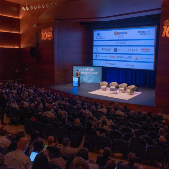 https://congresonautico.com/wp-content/uploads/2025/11/congreso-2023-img2-540x540.jpg