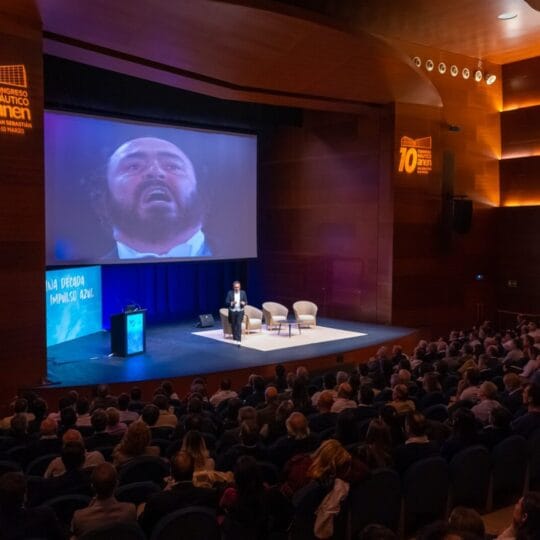 https://congresonautico.com/wp-content/uploads/2025/11/congreso-2025-img11-540x540.jpg