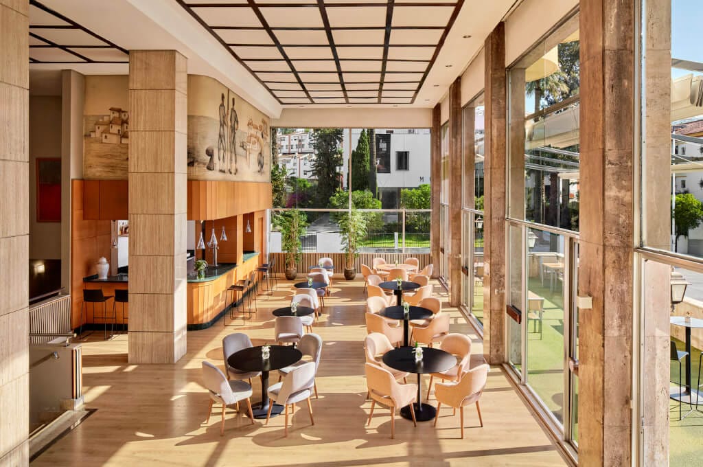 https://congresonautico.com/wp-content/uploads/2026/02/NH_Luz_Huelva_Bar_Restaurant.jpg